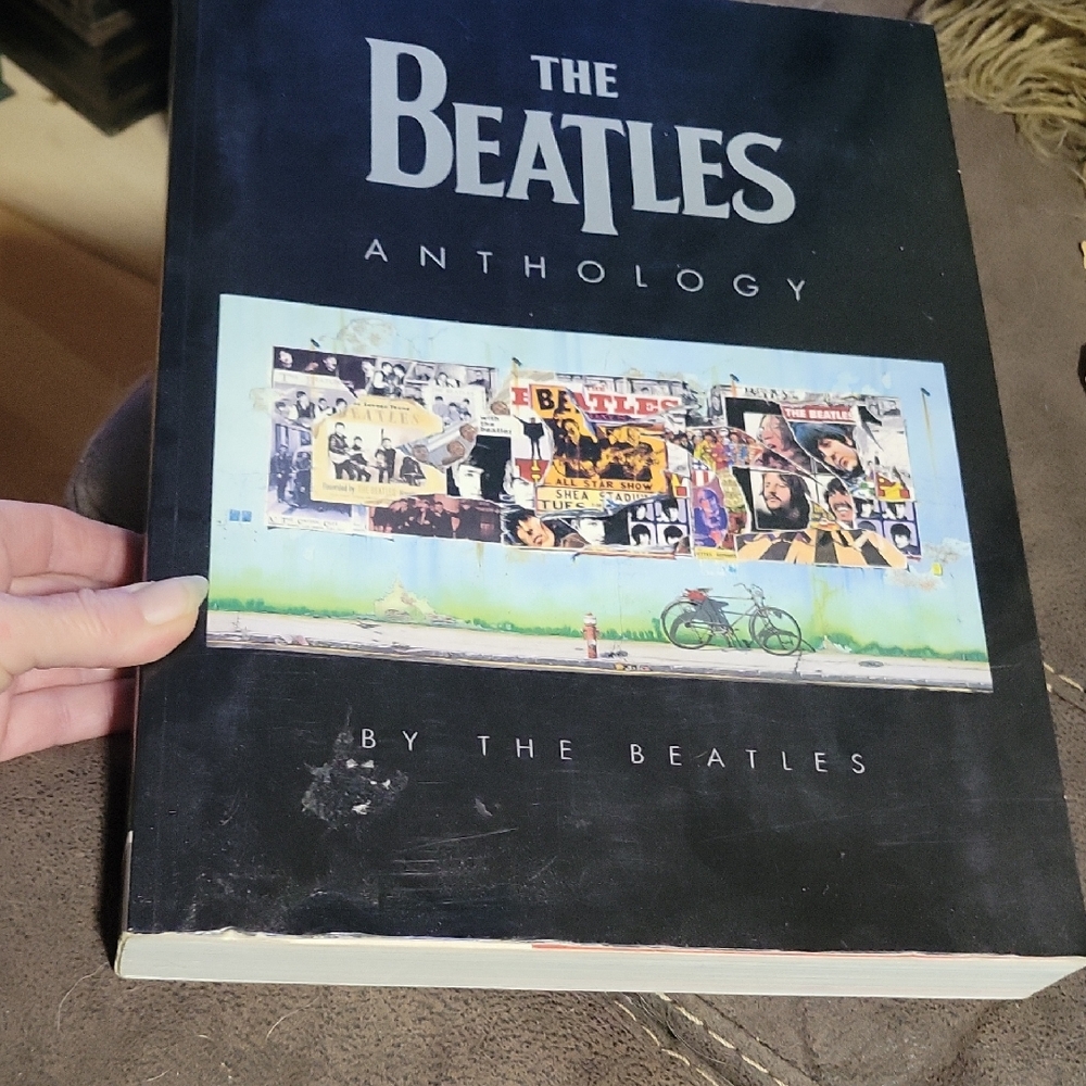 The Beatles Anthology Book~by THE BEATLES~2000